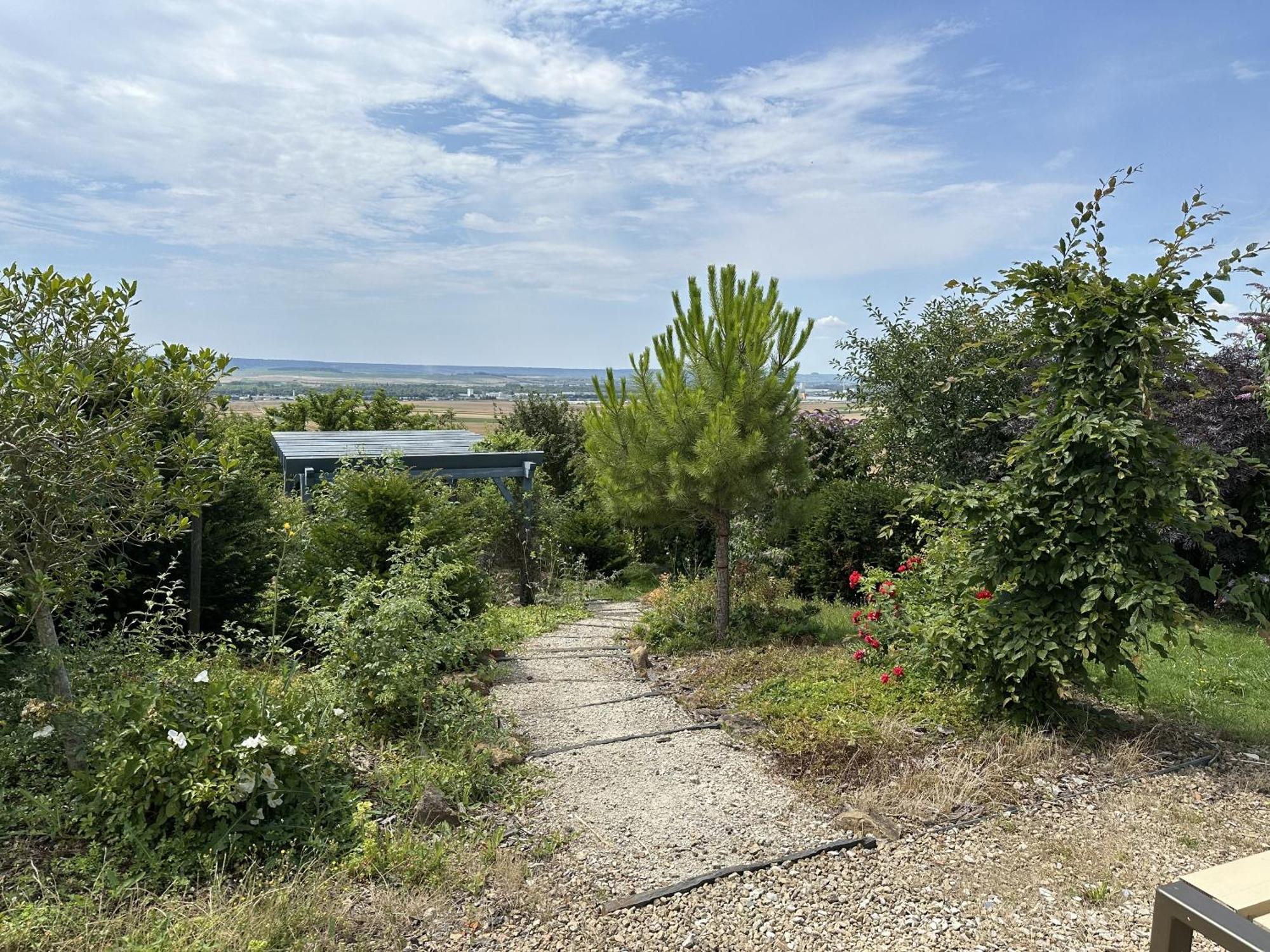 Le Charme Villa Cernay-les-Reims Bagian luar foto